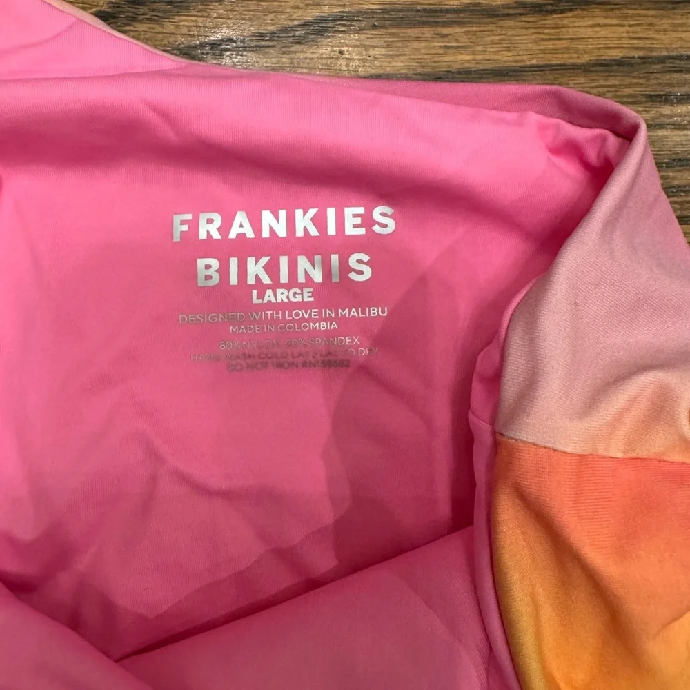 Frankies Bikinis Makie One Piece Swimsuit Rainbow Tie Dye Cutout Size Large NWT